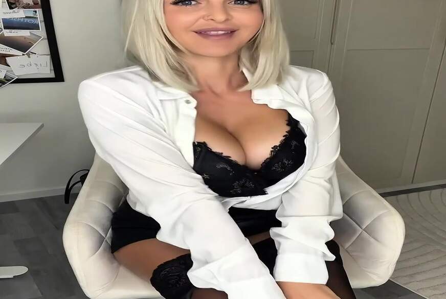 Ich bin deine d*****ge kleine Sekretärin von Bad-Jenny pic3