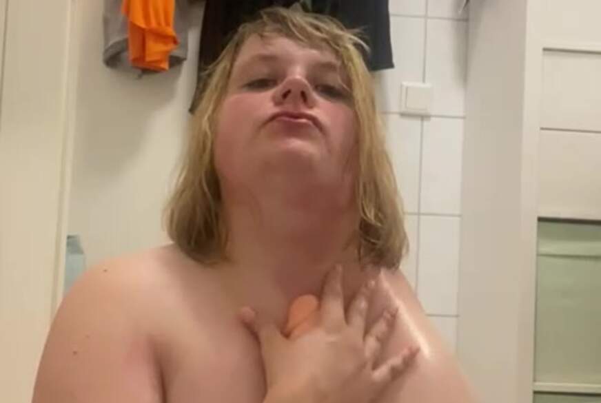 Deutsche_Anna: F**k Mich! Ich mach die Beine breit!