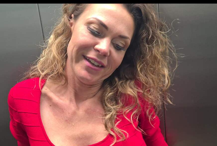 Snake-Dave: Im Lift a*******t!