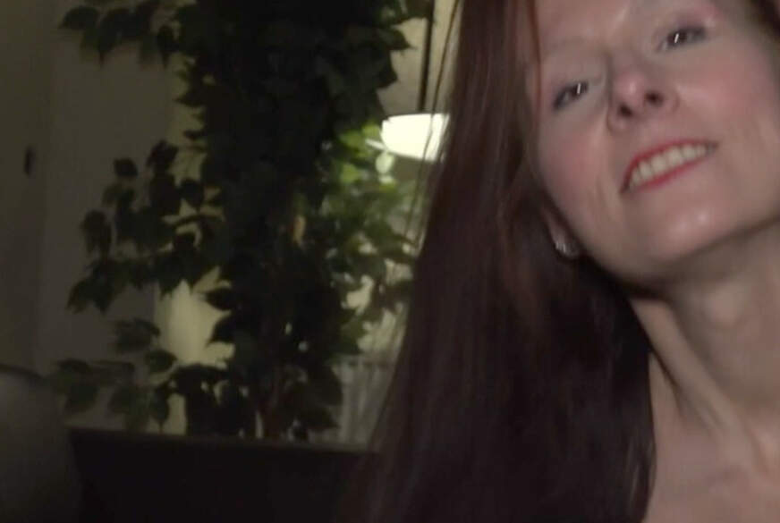 Ihr erstes Mal vor der Kamera und direkt A**l von StevePhoenix