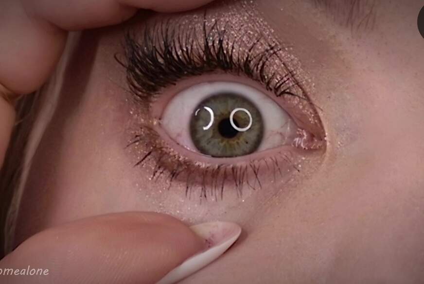 GirlHomeAlone: Eye Close-Up Veiny Eyes 4K