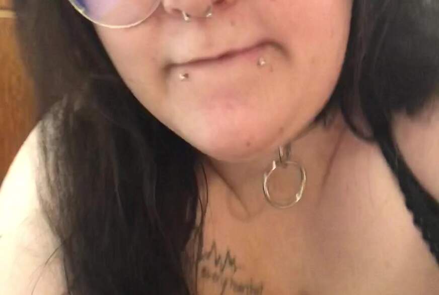 Lia-Rose: Devote bettelt um deinen s*****z