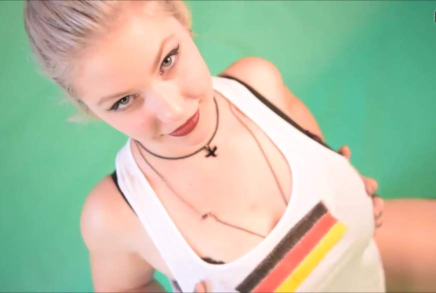 Sexy Fußball von Sexy-Anne-Marie pic4