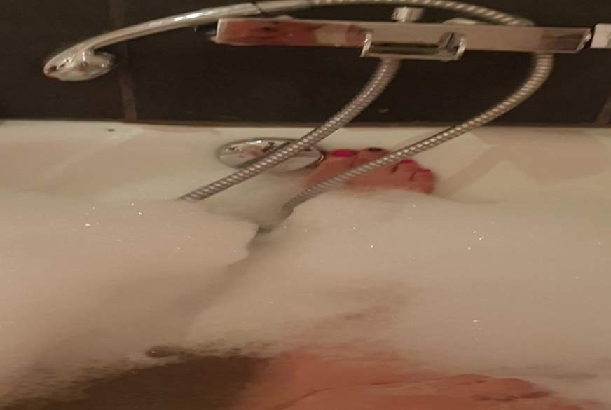 FrauVonNebenan: Hmm ein kleines BonBon für euch