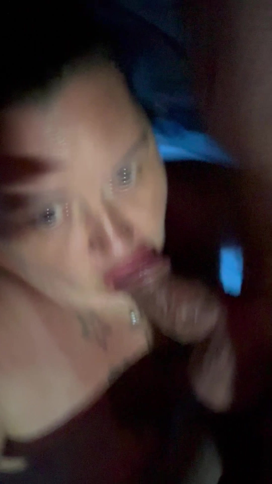 Heißes Wetter erträgt man nur im Pool Es war an diesem Tag so heiß, das ich nicht anders konnte als mich im Pool zu vergnügen ;)