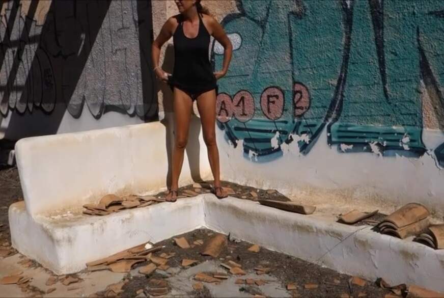 lyn: Outdoor, 2x in der Hocke g*****t