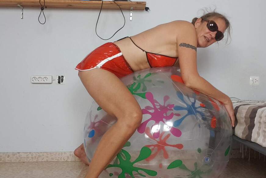 lyn: F**k mich auf 48er Wasserball