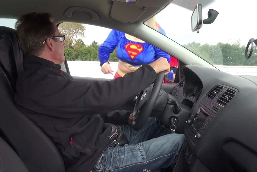 StellaGlossy: Verruchtes Supergirl