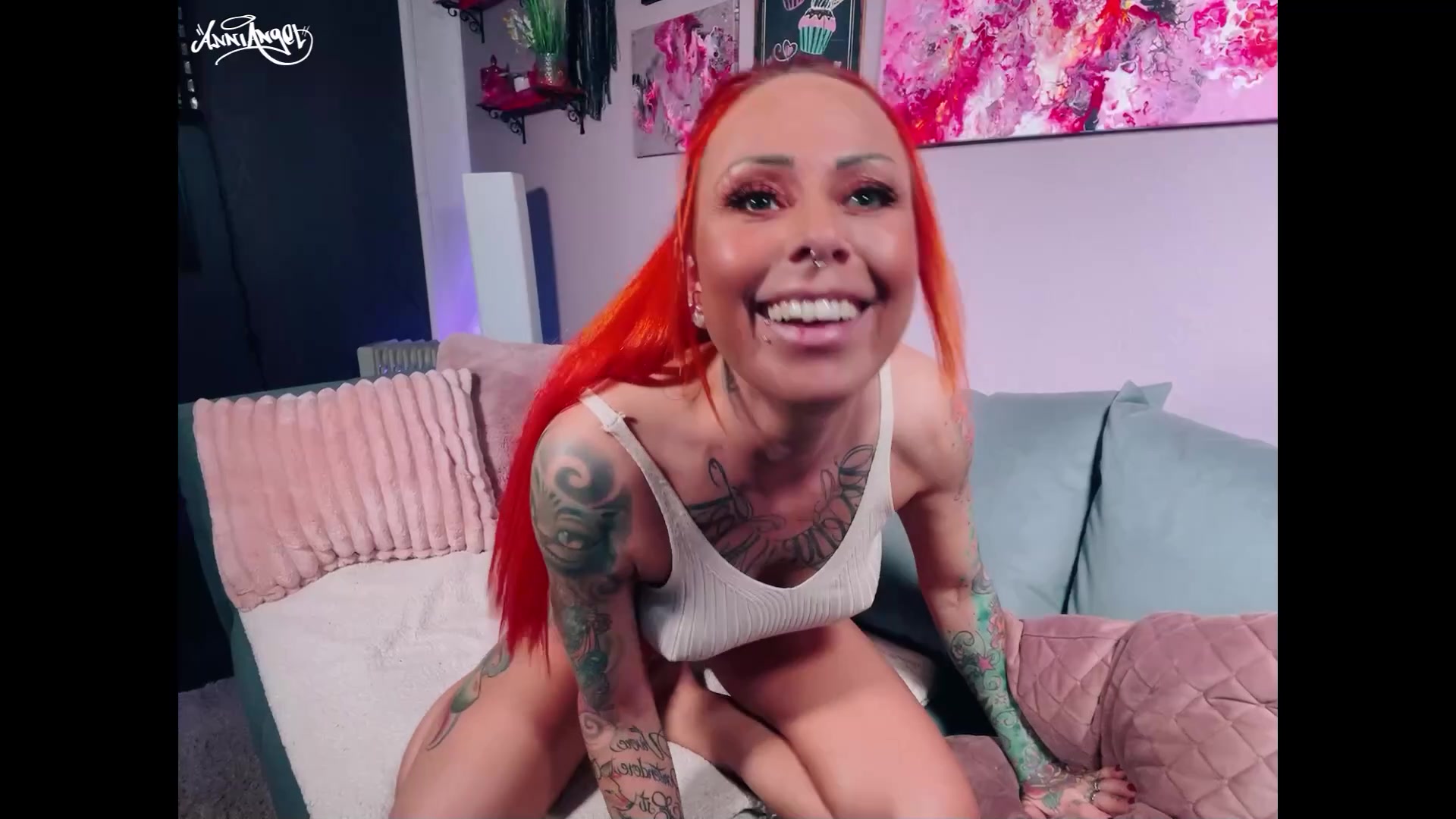 Du hast dir einen Outfit Check gewünscht, also bekommst du einen Outfit Check :) Du würdest gern mit mir Dessous shoppen gehen aber bist einfach viel zu weit weg ... also tun wir einfach so, als würden wir zusammen shoppen gehen und zeige dir jede Menge heiße Wäsche und hübsche Dessous - ganz genau so, als wären wir zusammen shoppen :)