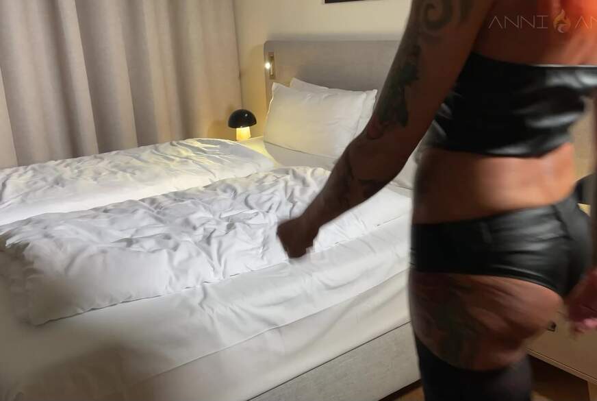 Anni-Angel: Sahnige W***s-Sauerei !! Heimlichen Voyeur glücklich g*****t