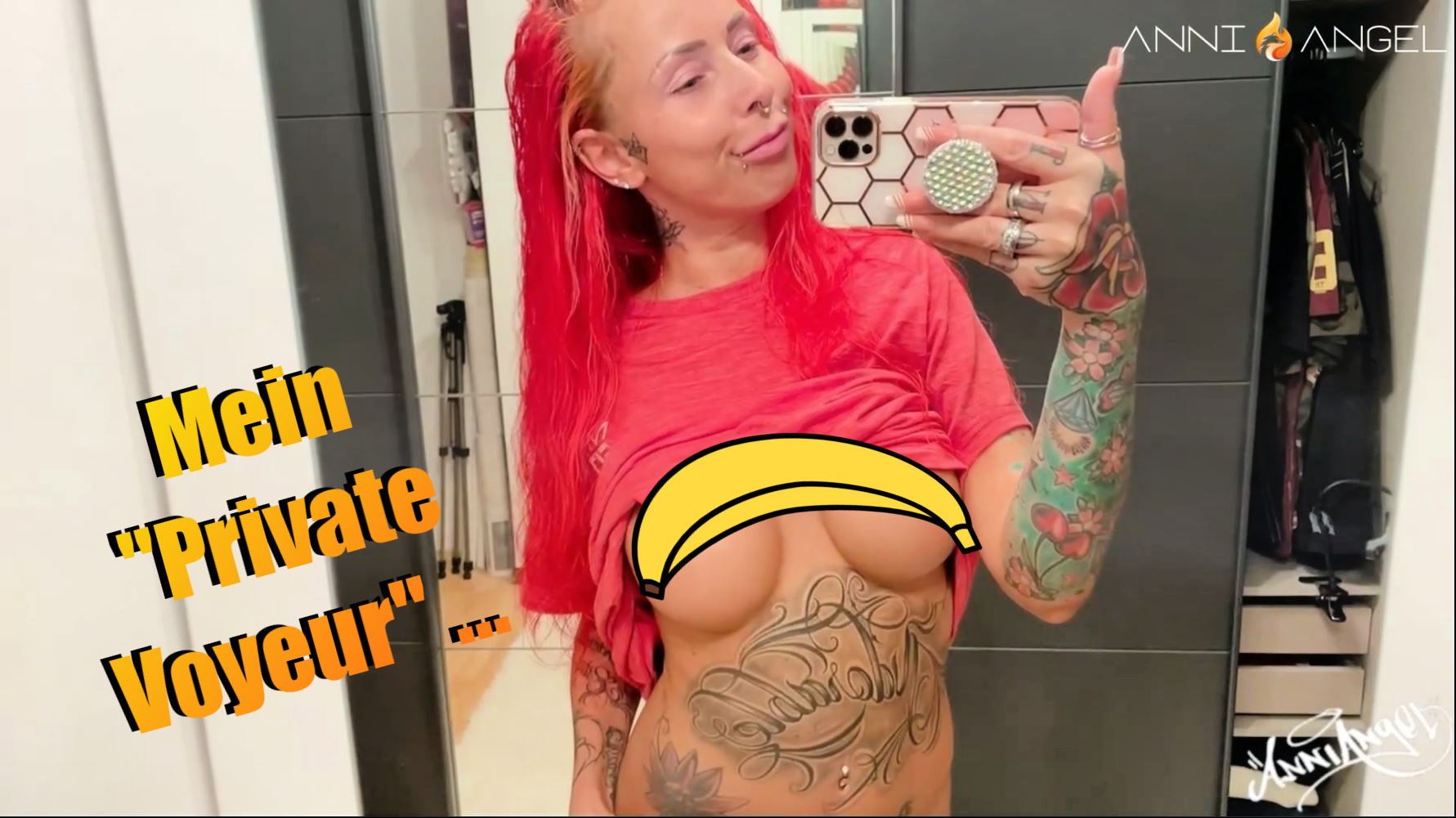 ... und seine perverse Vorstellung, mich mit versteckten Kameras im ganzen Haus zu bespitzeln ... Ich weiß zwar nicht, welcher Nachbar es ist ... aber da er mich hat wissen lassen, das er aus meiner Umgebung kommt und mich am liebsten 24/7 beobachten würde, wollen wir doch mal nicht so sein und ihm ein wenig sexy Bildmaterial liefern *G* ... Direkt aus der Dusche, aus meinem Kleider-Zimmer und natürlich, was ich da sonst so treibe *zwinker* ;D