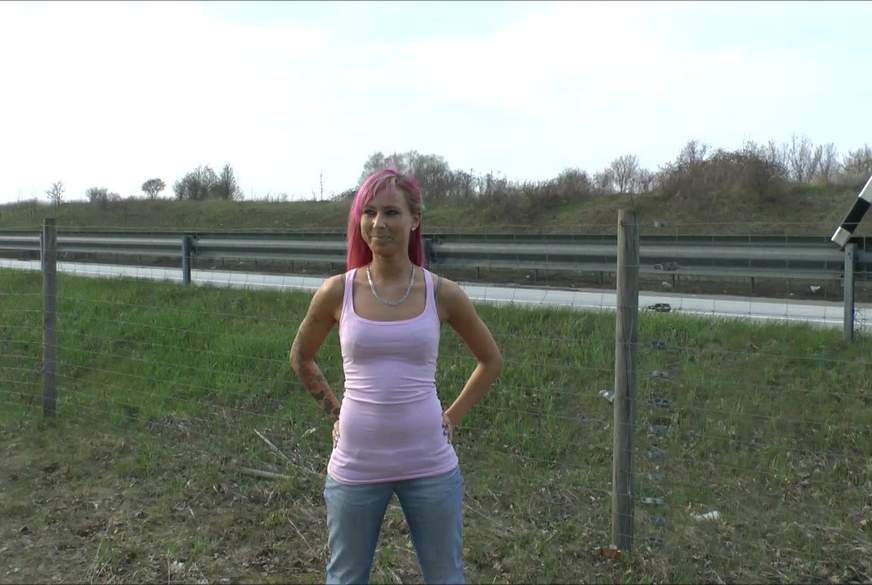 Strip an der Autobahn ... von Anni-Angel pic1