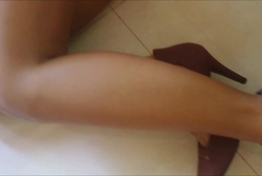 nalasin: glimpse of the horny body of Nala