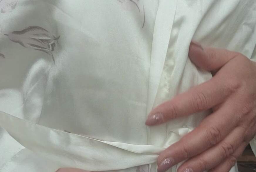 Lace-Lady: Mach mich fast nackig