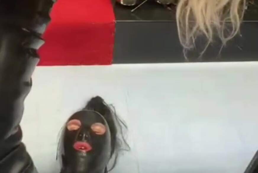 P***e, P***e und nochmal P***e, vom Boden aufl****n und direkt ins S*********l von Scarlet-von-Kortess