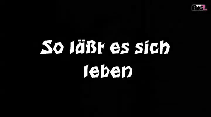 so läßt es sich leben relaxen und entspannen....wenn es draussen regnet und stürmt..ab in den Whirlpool...schade nur das ich alleine bin....vielleicht kommst DU mal vorbei