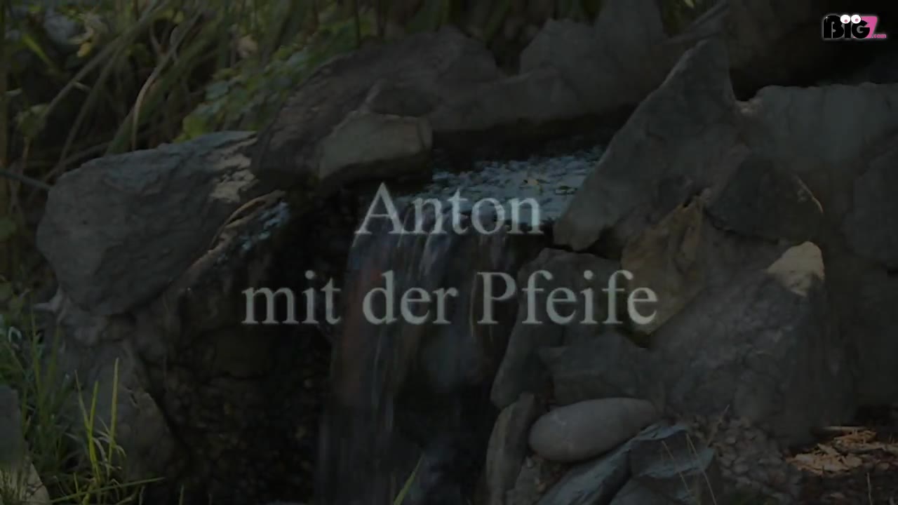 Biergarten Zeit und da war er..von seiner Alm runter zu uns...Anton mit der Pfeife...an Ihr wollten wir mal wieder ziehen...also ab ins Heu...