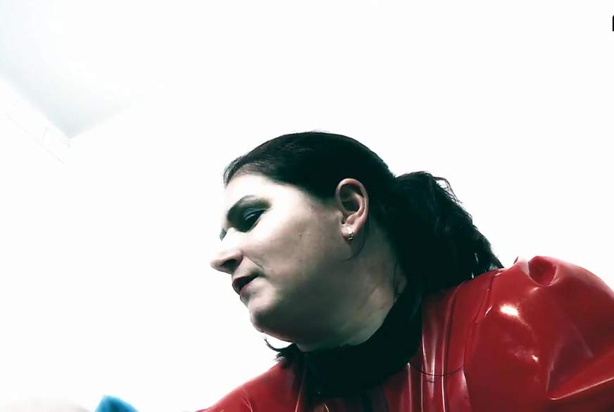 Latex Queen 2 von MegaTitten pic4