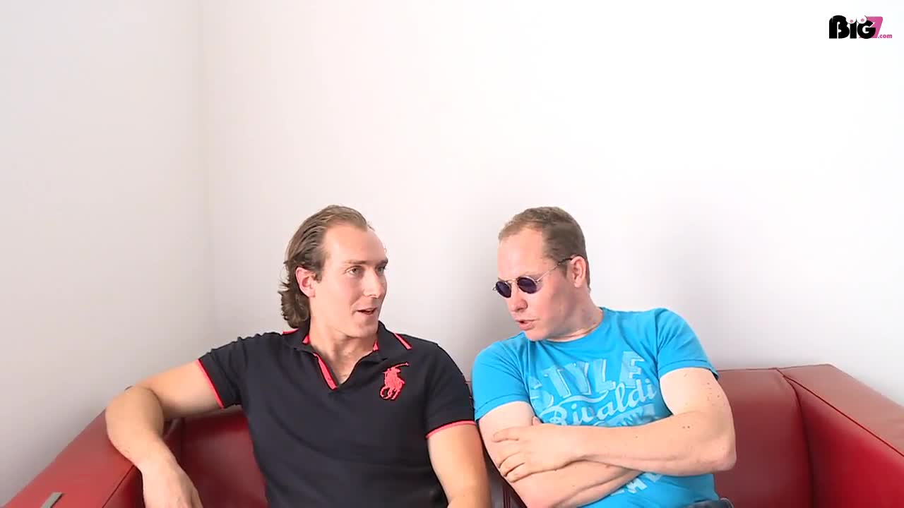 OMG der Typ war echt geil...sein Schwanz dick und hart...und er könnte damit auch umgehen...denke wir haben Ihn gefunden ,..einen neuen porno-Darsteller erster Klasse