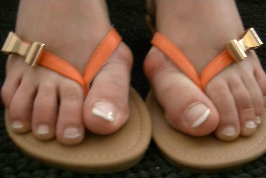 Füsse in FlipFlops von MegaTitten pic3