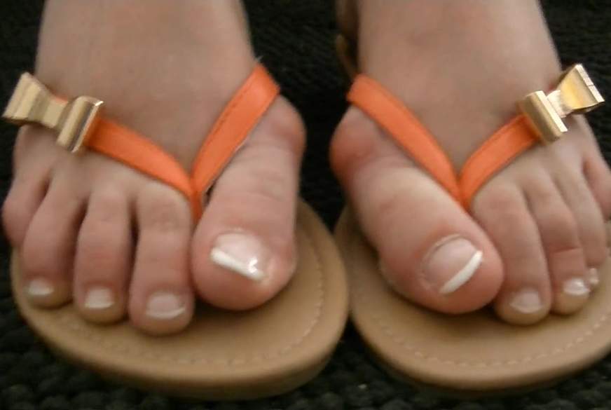 Füsse in FlipFlops von MilfUlrike pic3