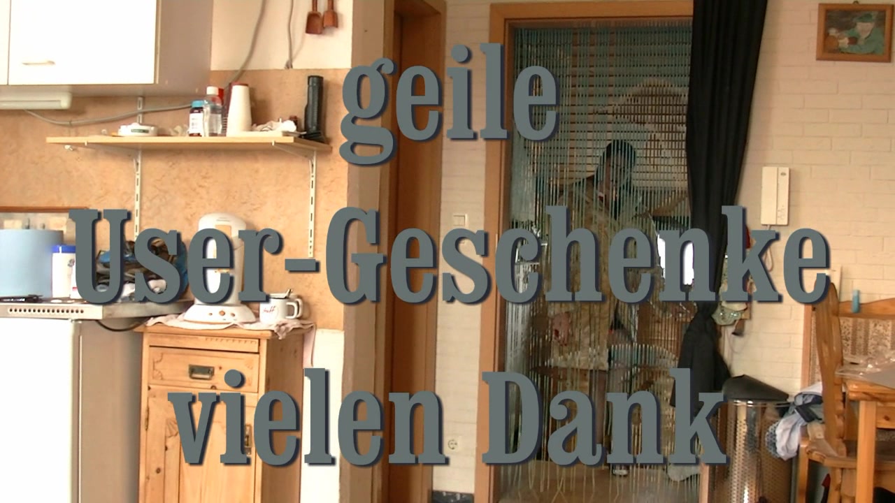 einen herzlichen Dank an 2. meiner User...für die geilen Geschenke....der eine stellte mir einen geilen Pelz zur Verfügung und der andere das entsprechend geile outfit was ich Euch heute zeige...wow...geile Video habe ich damit gedreht und werde noch weitere Drehen...viel Spass beim schauen