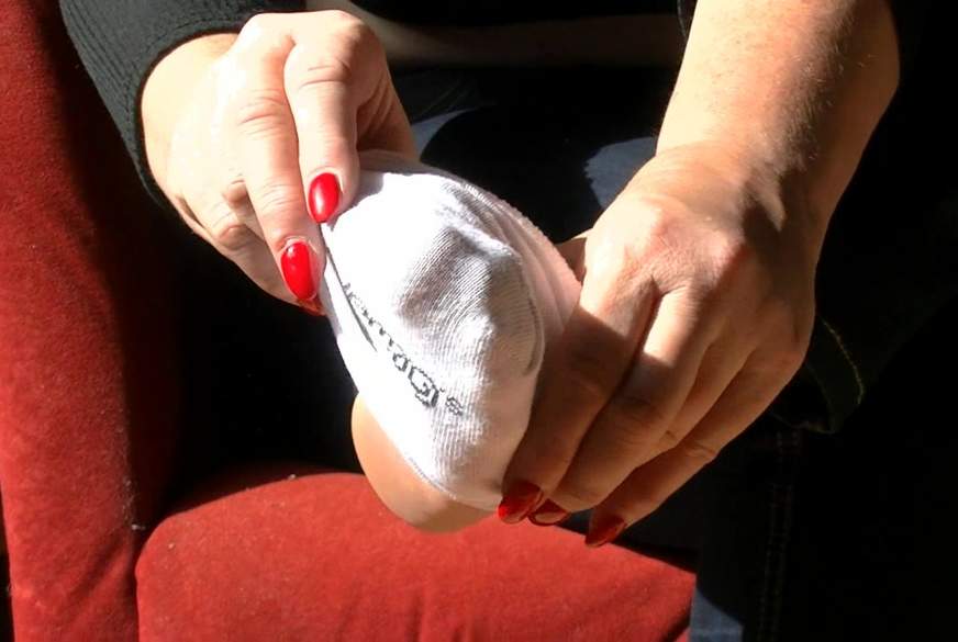 Socken zum schnüffeln von MilfUlrike pic3