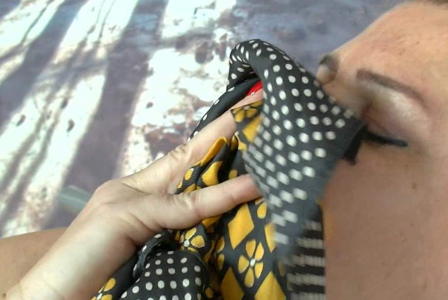 Fetish - geile Tücher von MilfUlrike pic4