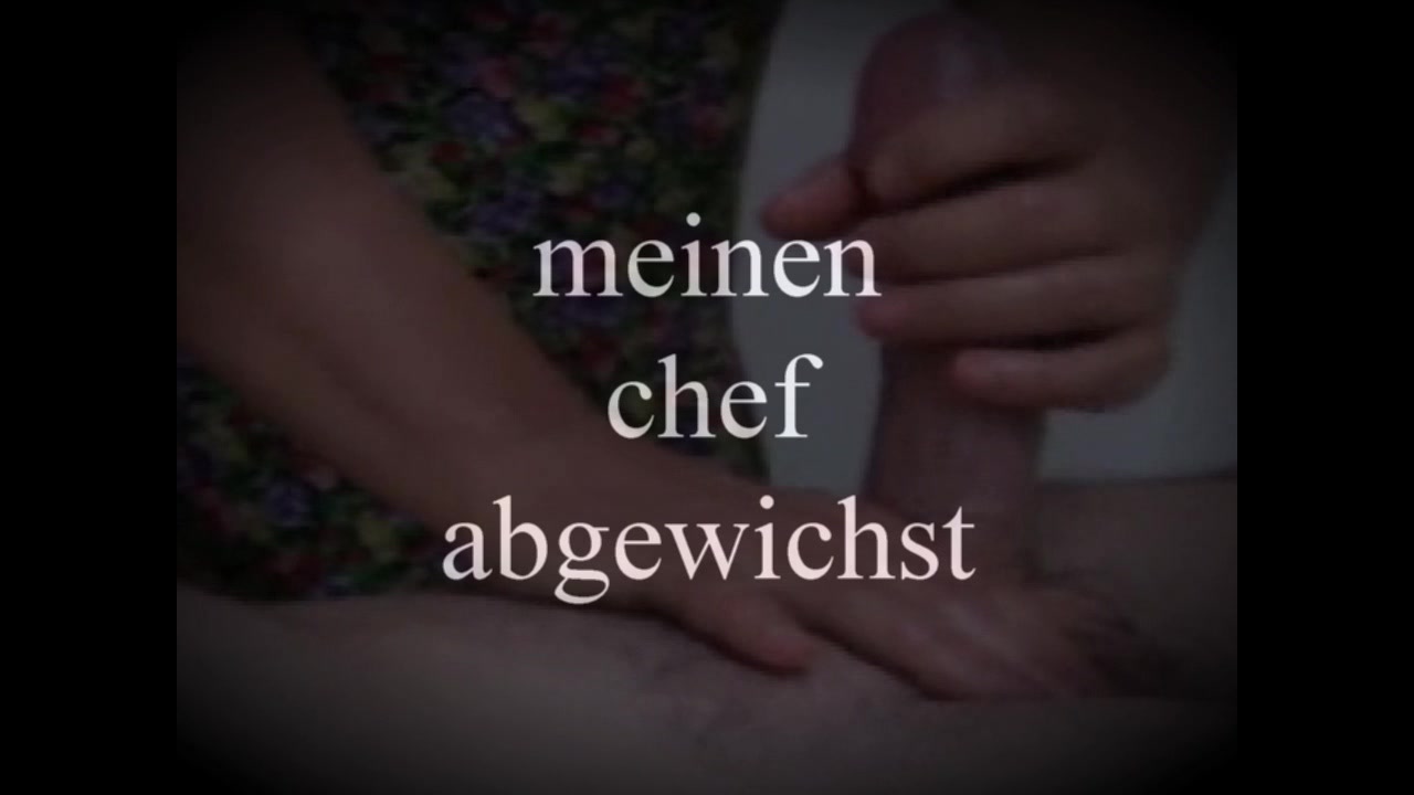 meinen Chef abgewichst nach einer Betriebsbesprechug meine  Chef geil den Schwanz abgewichst..dauern schaute er mir auf meine dicken Möpse und in seiner Hose zeichnete sich sein hartes Ding ab...da konnte ich nicht anders
