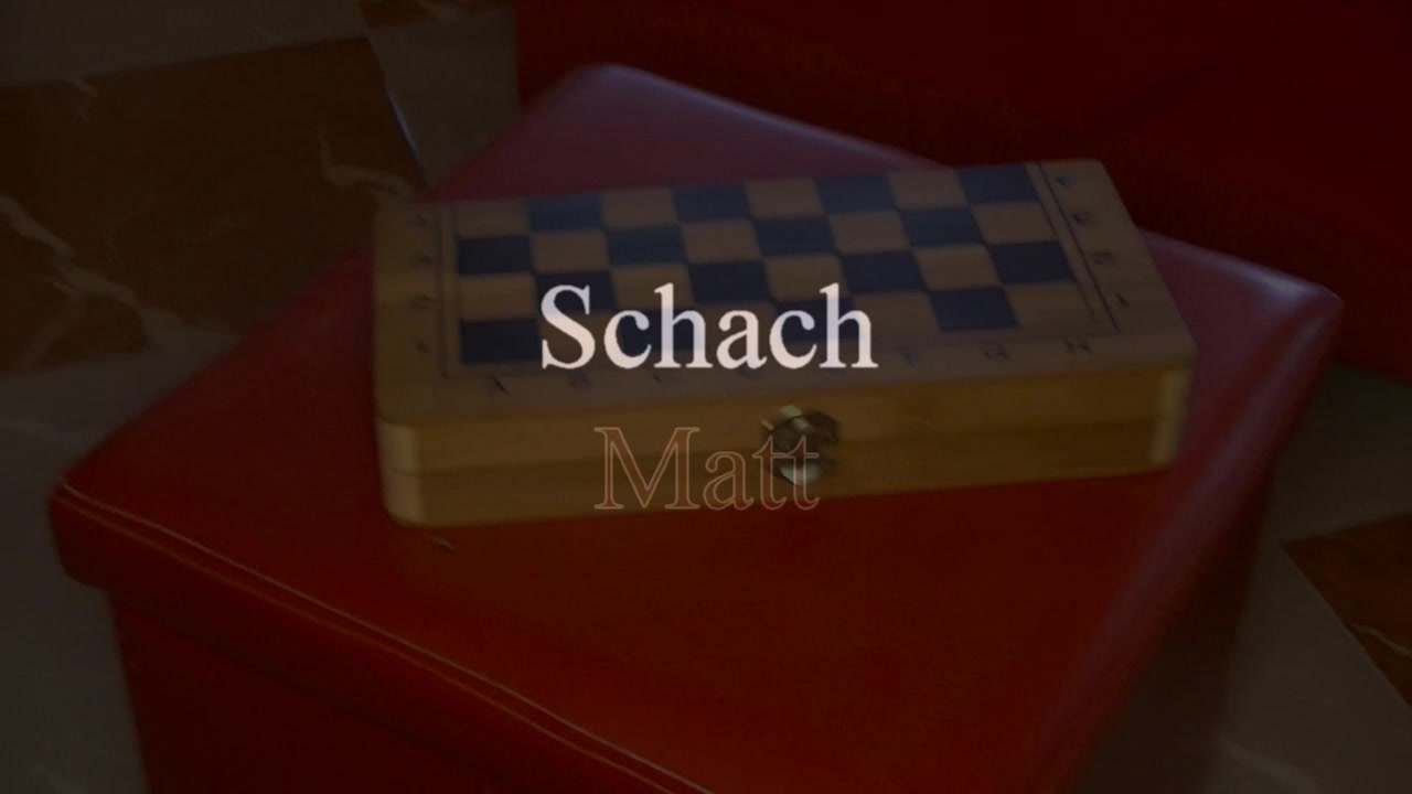 Schach Matt Schach was für ein Spiel...ich mache lieber Sachen daputt...wie die Figuren von dem Spiel...ein geiles Crushing ist doch viel besser oder
