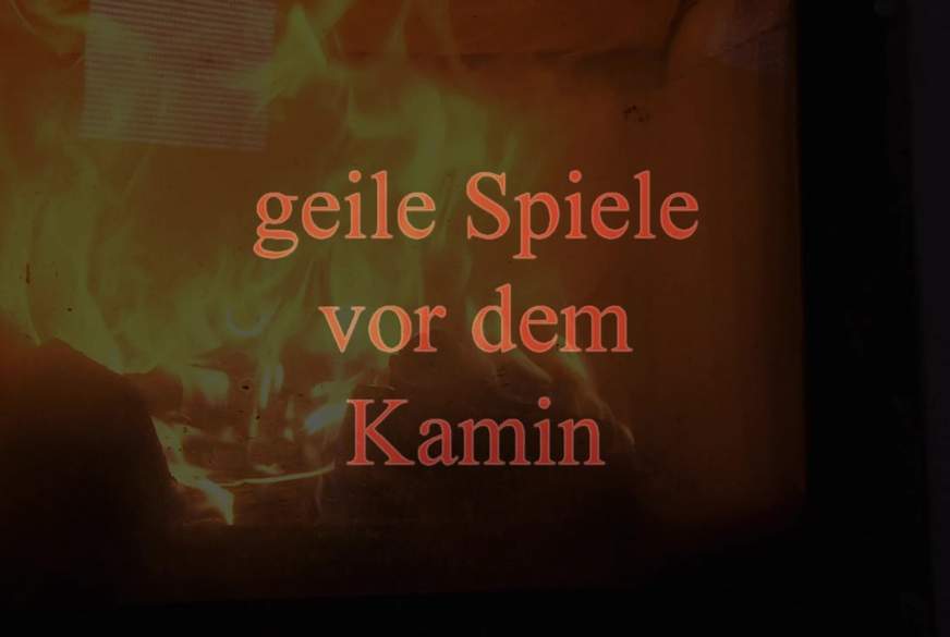 geile Spiele vor dem Kamin von MilfUlrike pic1