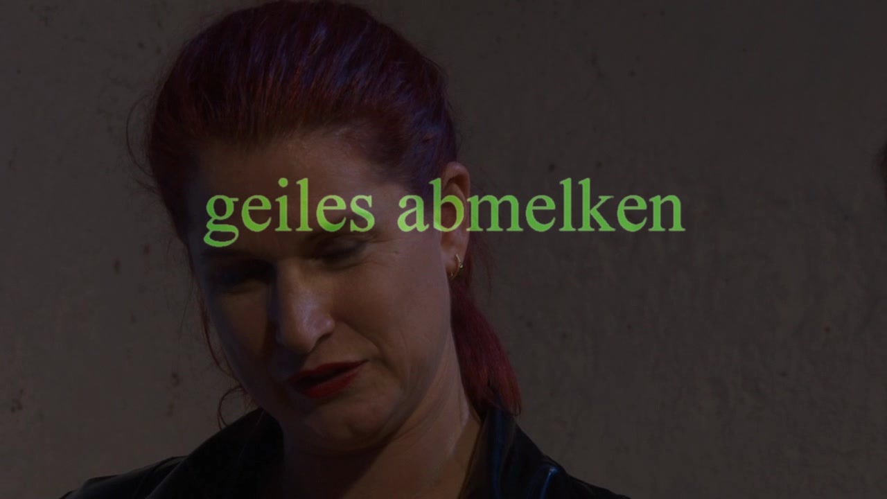 geiles abmelken ohh komm du Sau..geil melken wir dir deinen Schwanz ab...möchtest du uns beide geilen Stuten wirklich haben