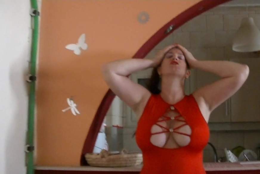 heisses outfit - A***h frei von MilfUlrike pic4