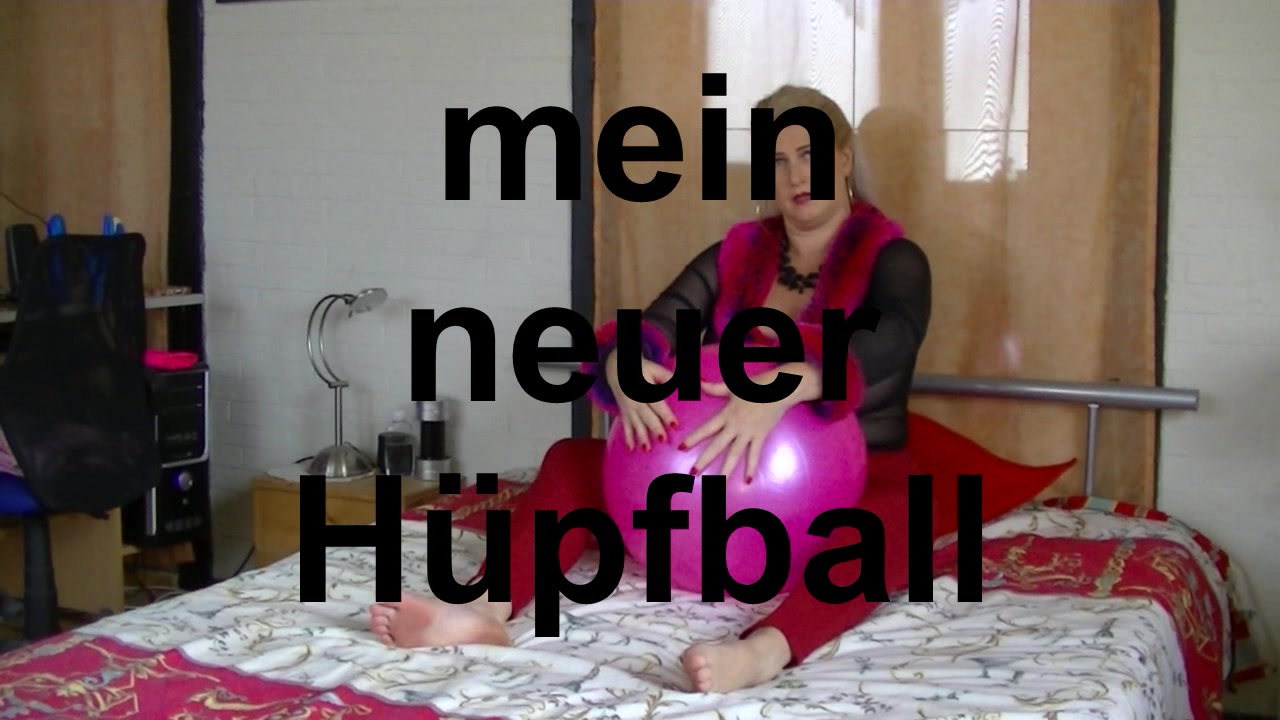 uhii der gefällt mir..mein neuer Hüpfball...weich und ..grins mit tollen Haltehörnchen....da fällt mir doch direkt ein was man versautes damit anstellen kann....und wie geil das federt