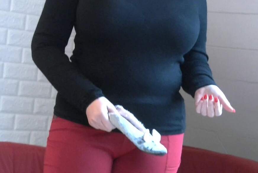 bekomme meinen Schlappen zu spüren von MegaTitten pic2