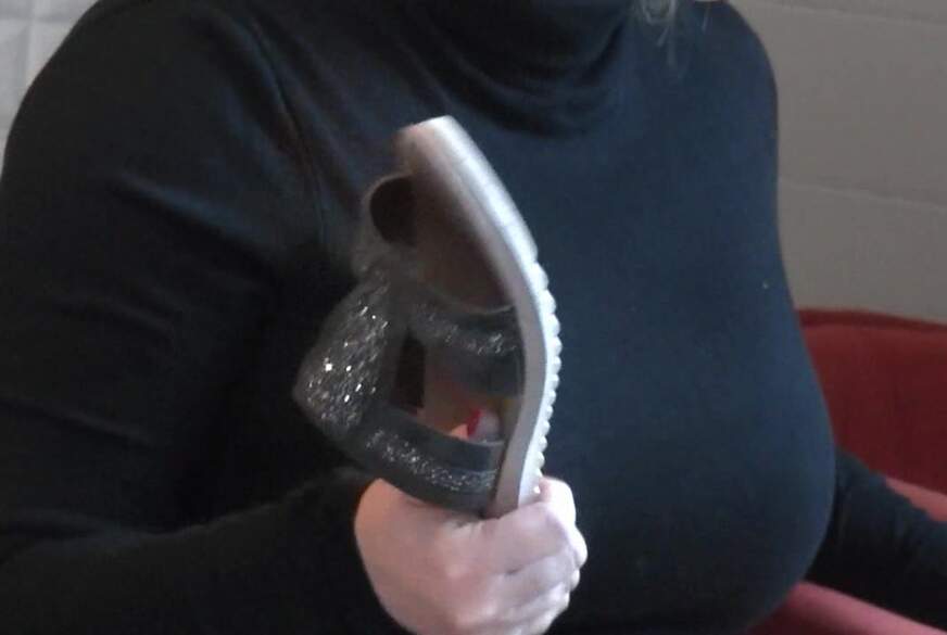 bekomme meinen Schlappen zu spüren von MilfUlrike pic4