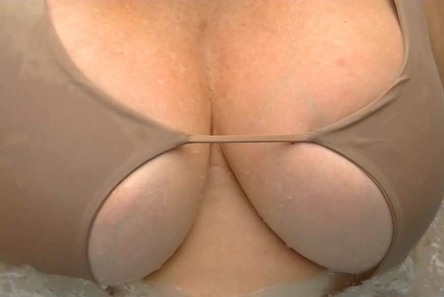 Hot Pool von MilfUlrike