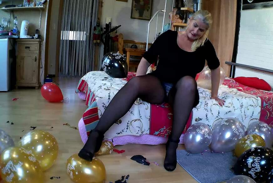 Happy new Year von MegaTitten pic4