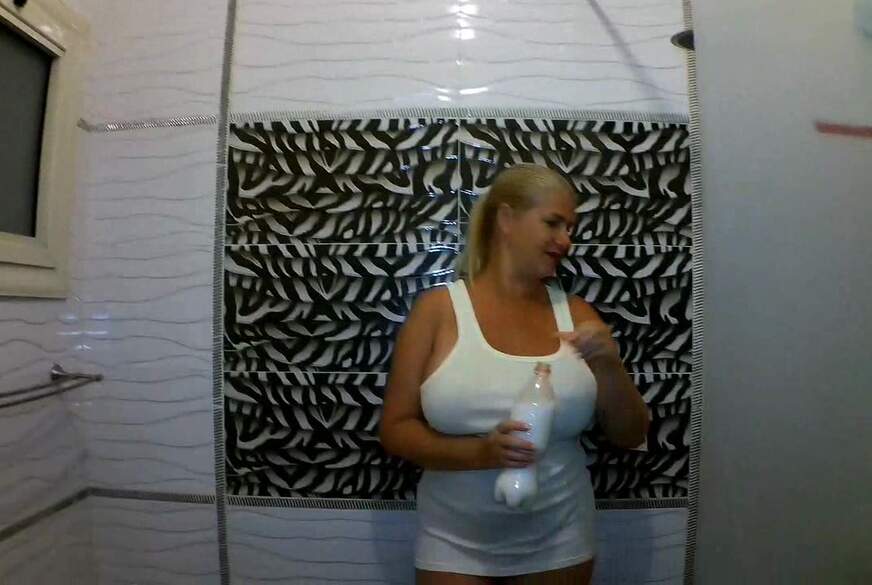 Milch Dusche von MilfUlrike pic2