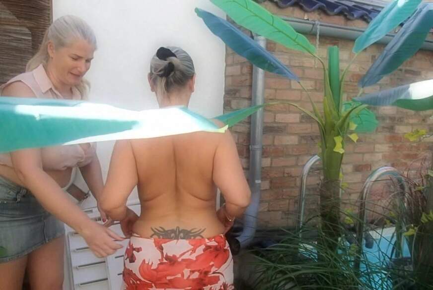 Spass im Pool von MilfUlrike pic2