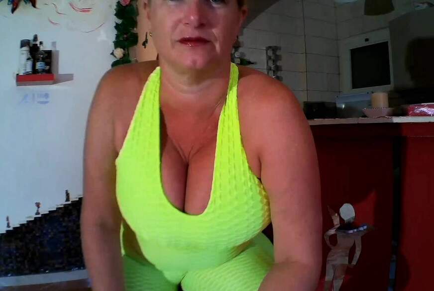 W****t du schon oder schaust du nur von MilfUlrike pic3