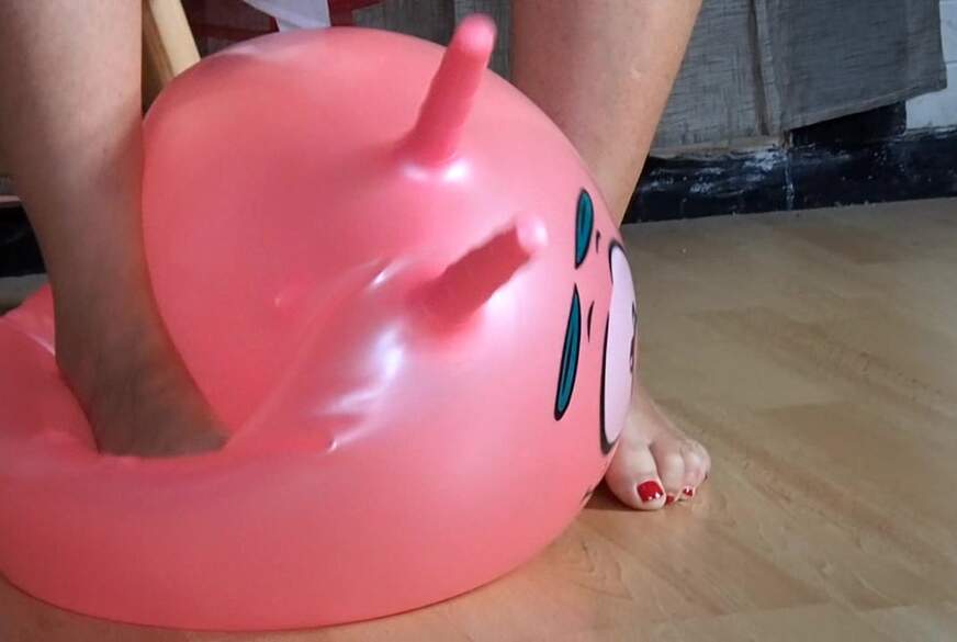 der schlappe GYN Ball von MilfUlrike pic2