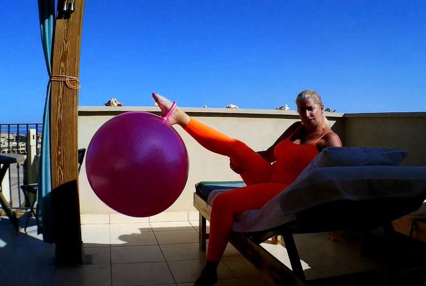 Ich liebe Rosa - mein GYM Ball von MilfUlrike pic3