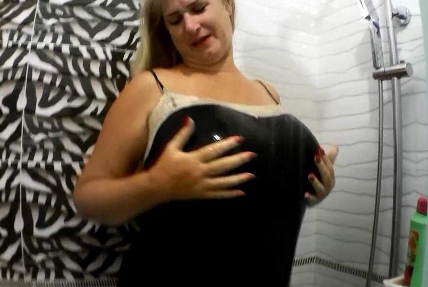 Ab unter die Dusche von MilfUlrike pic2