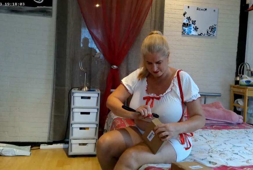geile toys von MilfUlrike pic2