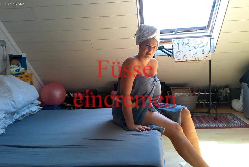 Füsse eincrmen von MilfUlrike pic1