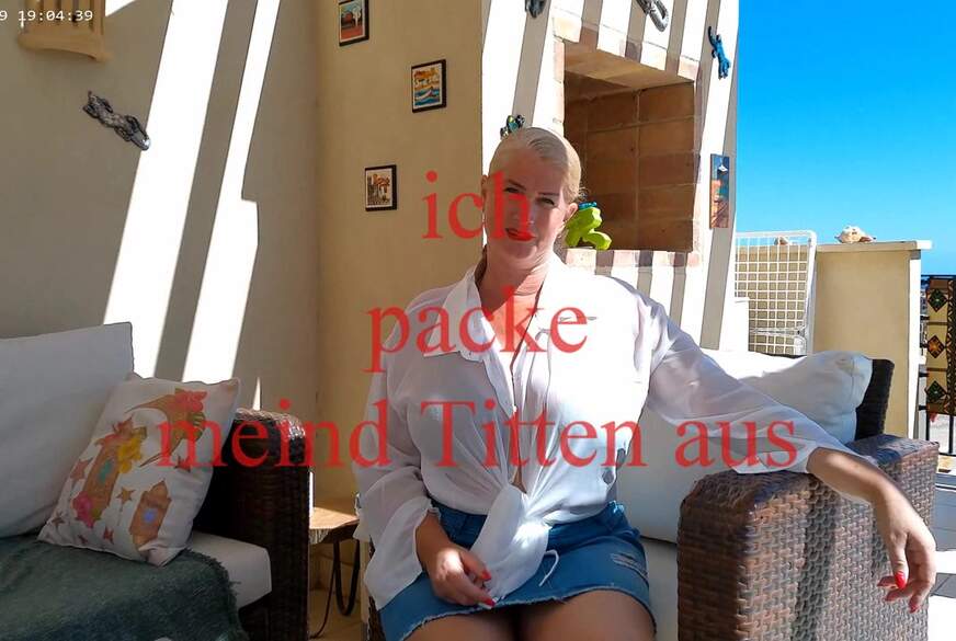 ich packe meine Titten aus von MilfUlrike pic1