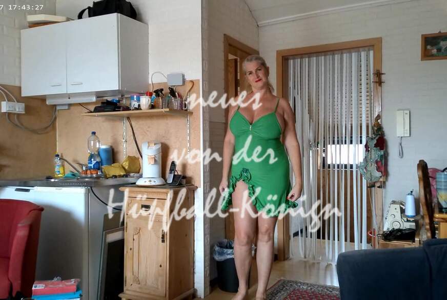 Neues von der Hüpfball Königin von MilfUlrike pic1