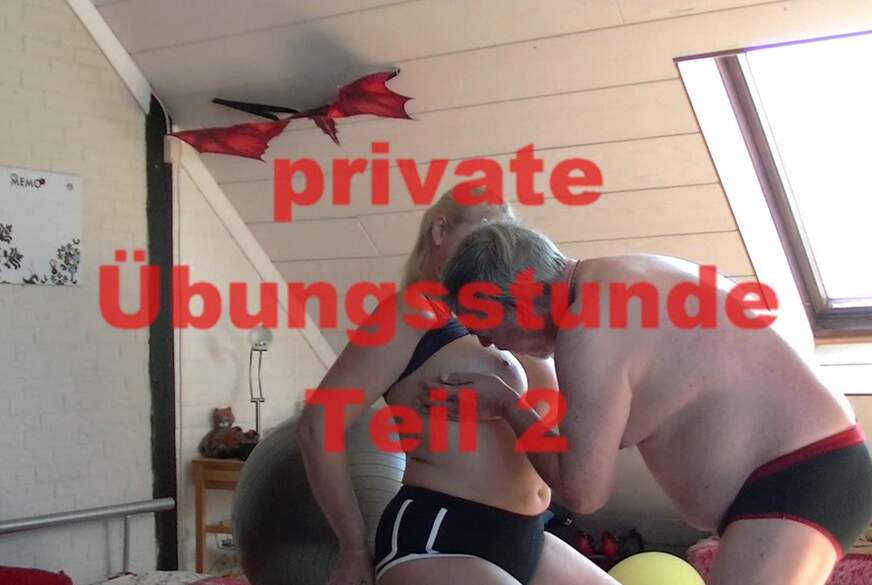 private Übungsstunde Teil 2 von MilfUlrike