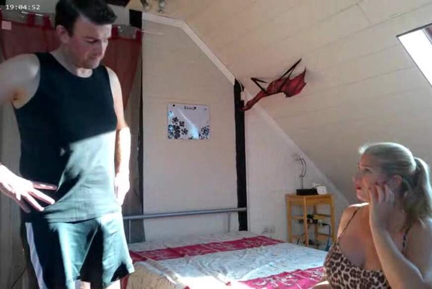 MegaTitten: der coole Trainer